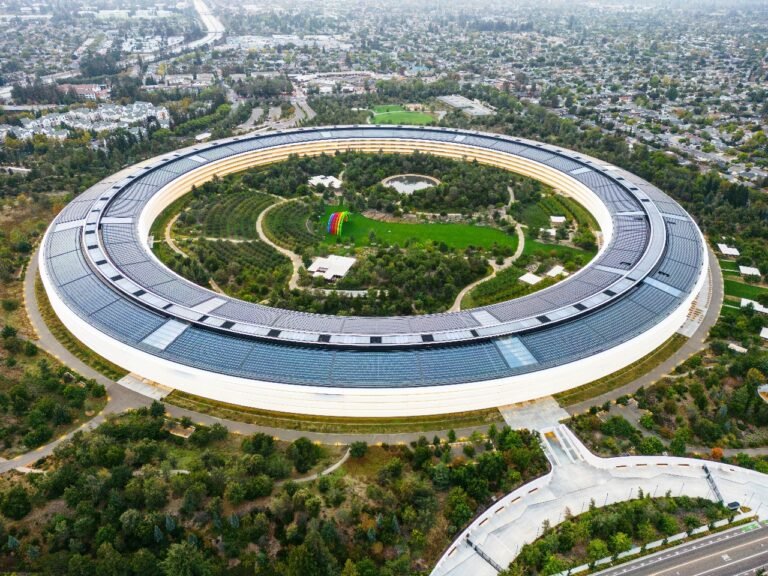 Silicon Valley AI Startup Boom 2025